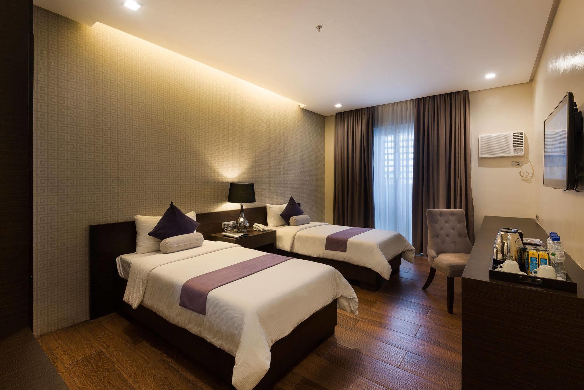 Lenox Hotel Dagupan City Dış mekan fotoğraf