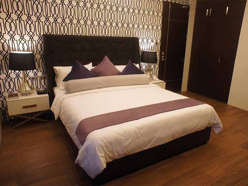 Lenox Hotel Dagupan City Dış mekan fotoğraf